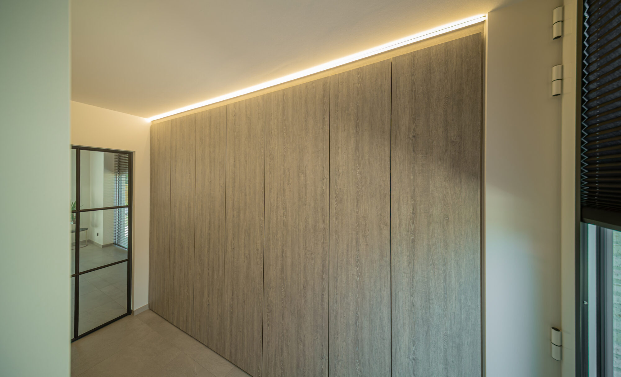 Dressing & maatwerk | Keukens en maatwerk interieur | Euro Shop Roeselare
