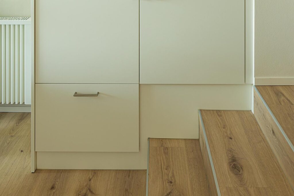 Dressing & maatwerk | Keukens en maatwerk interieur | Euro Shop Roeselare
