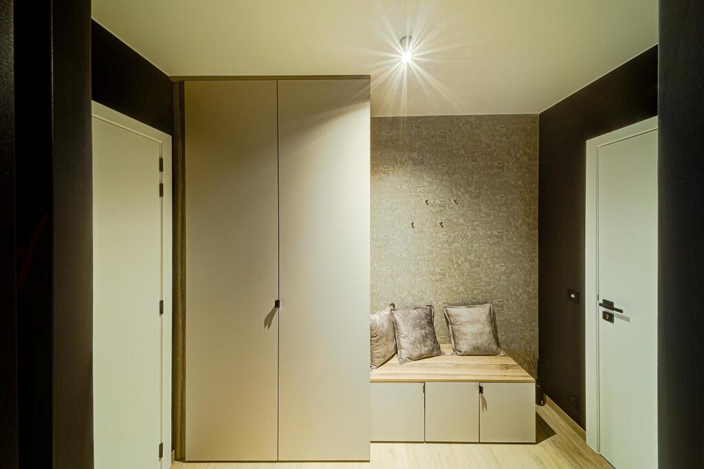Dressing & maatwerk | Keukens en maatwerk interieur | Euro Shop Roeselare