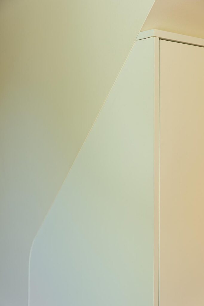 Dressing & maatwerk | Keukens en maatwerk interieur | Euro Shop Roeselare