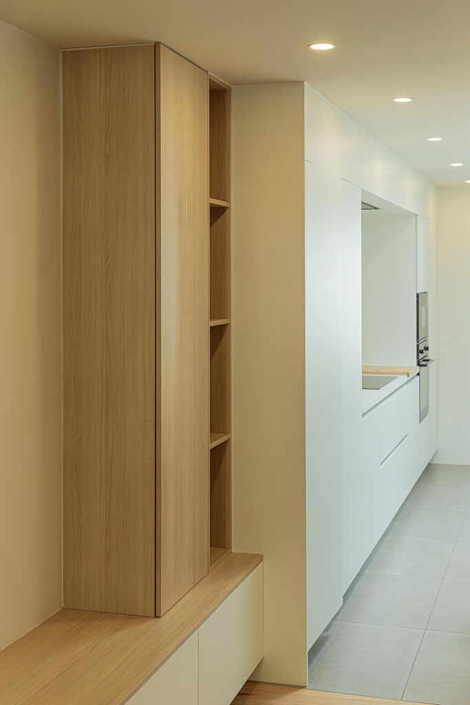 Interieur project Harelbeke | Keukens en maatwerk interieur | Euro Shop Roeselare