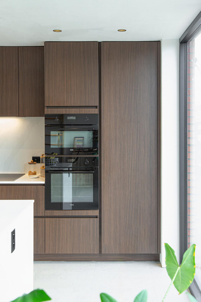 Interieur | Keukens en maatwerk interieur | Euro Shop Roeselare