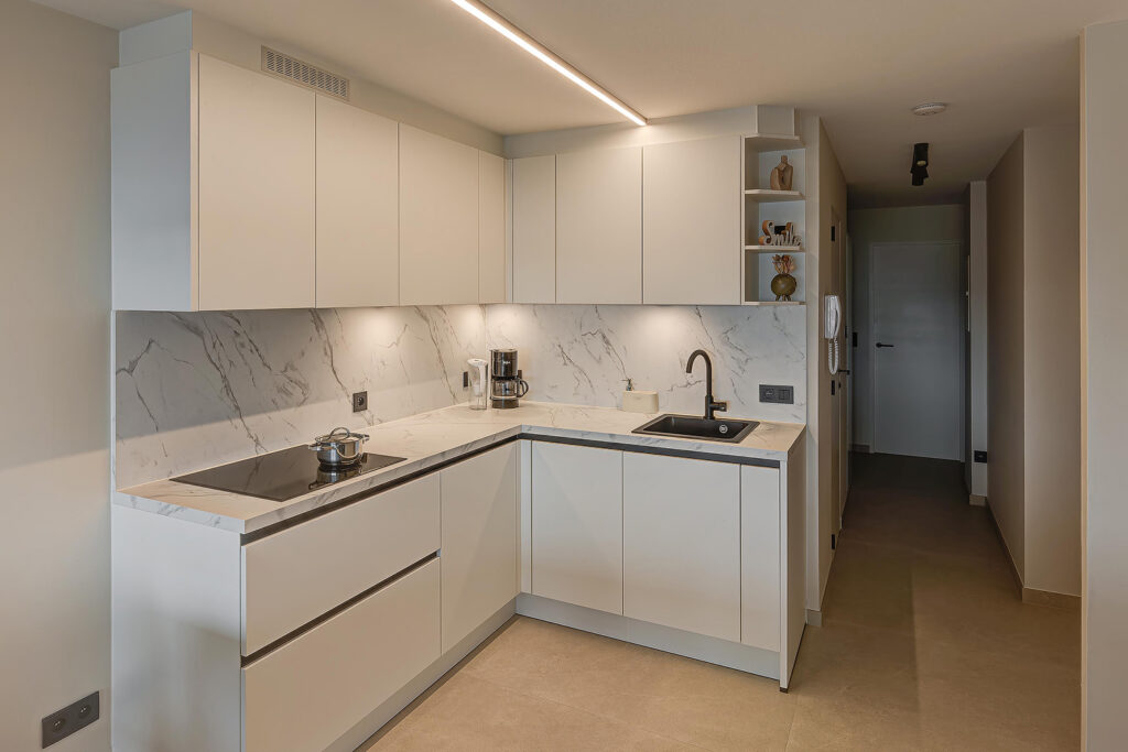 Project Koksijde | Keukens en maatwerk interieur | Euro Shop Roeselare