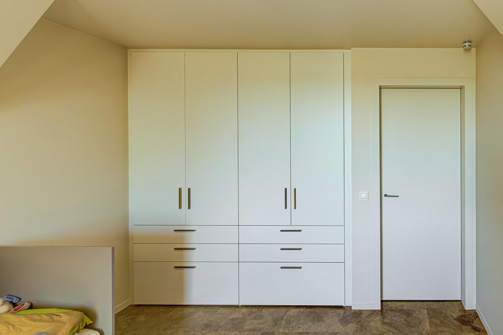 Interieur Project Aartrijke (kasten) | Keukens en maatwerk interieur | Euro Shop Roeselare