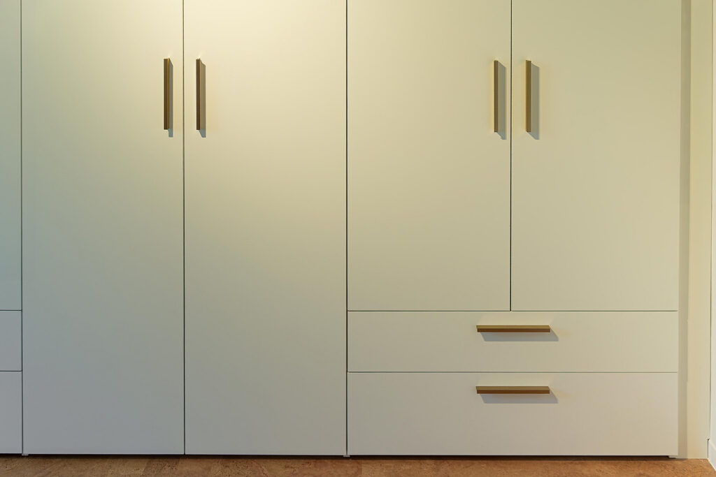 Interieur Project Aartrijke (kasten) | Keukens en maatwerk interieur | Euro Shop Roeselare
